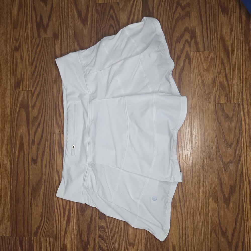 Lululemon Pace Rival White Tennis Skort size 8